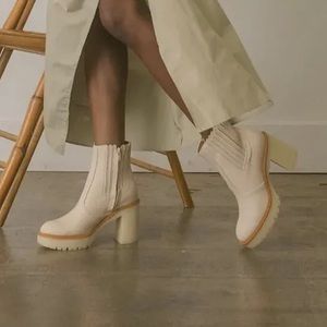 Oasis Society Leather Anastasia Boots in cream/tan NWOB 🤎